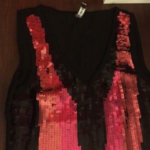 I am selling a small size  dress and a necklace